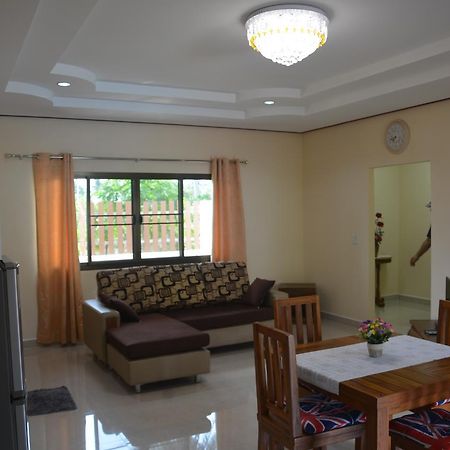 Apple Bungalows Bang Saphan Exteriör bild