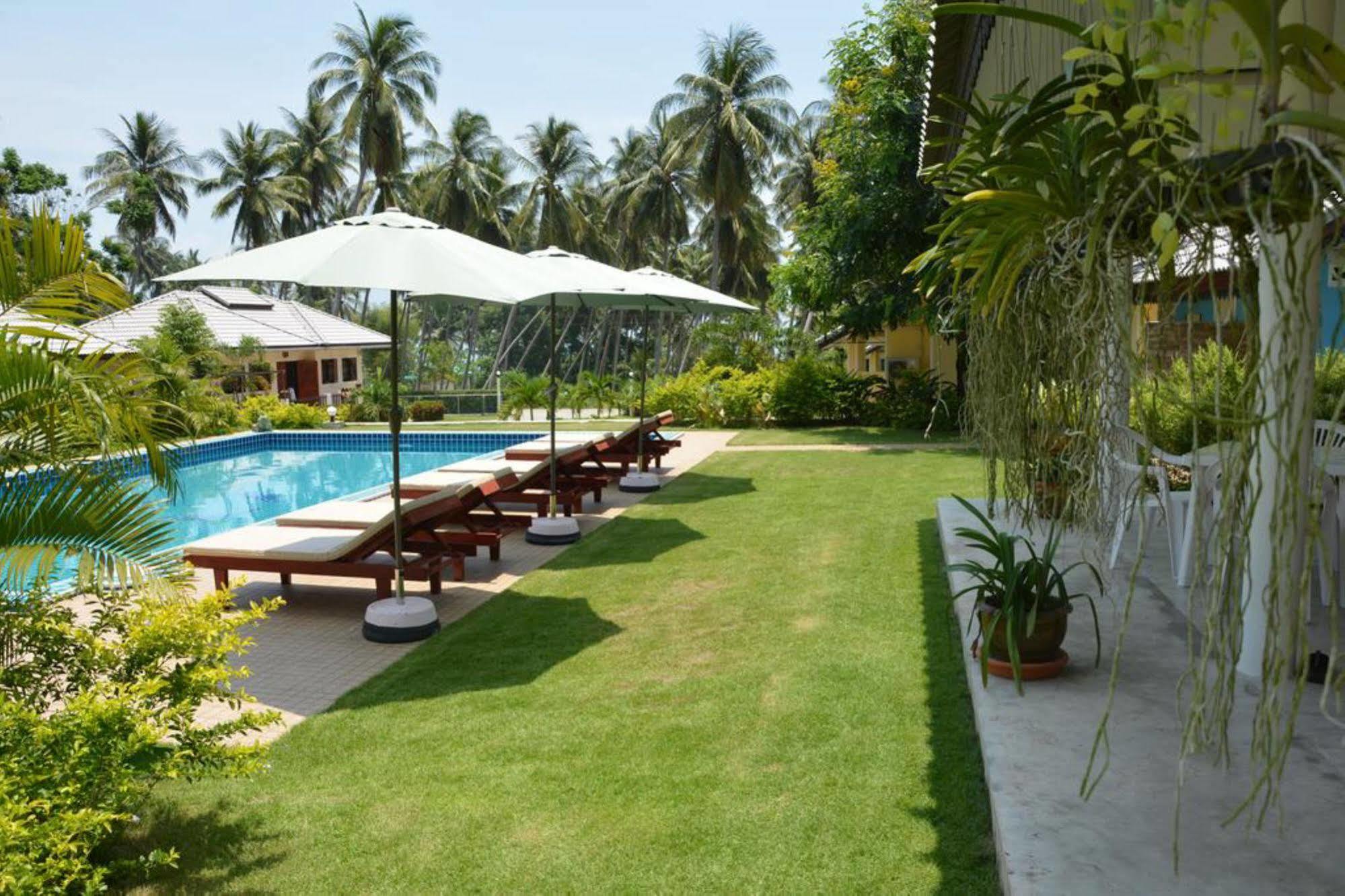 Apple Bungalows Bang Saphan Exteriör bild